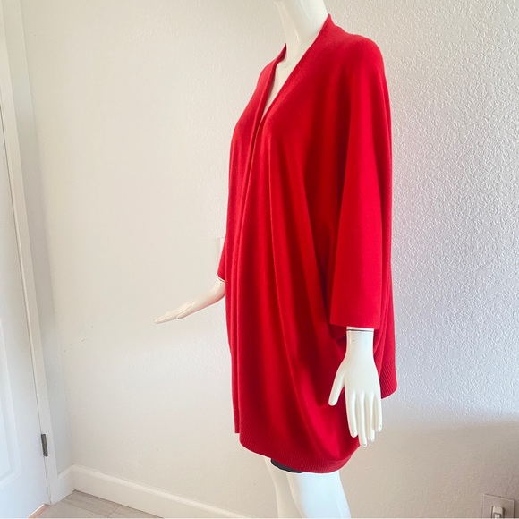 Sofia cashmere red cashmere poncho sweater - Picture 5 of 7